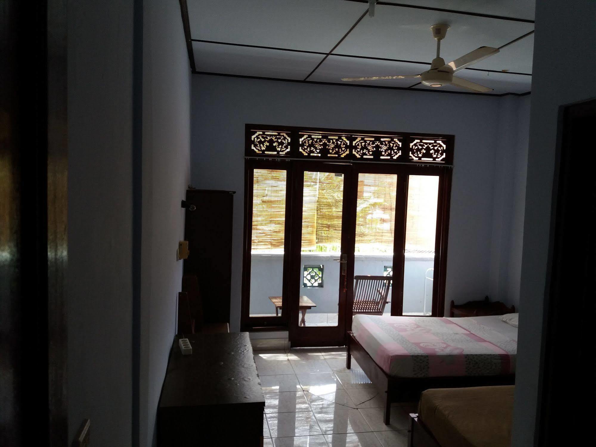 Celagi Inn Padangbai  Exterior photo