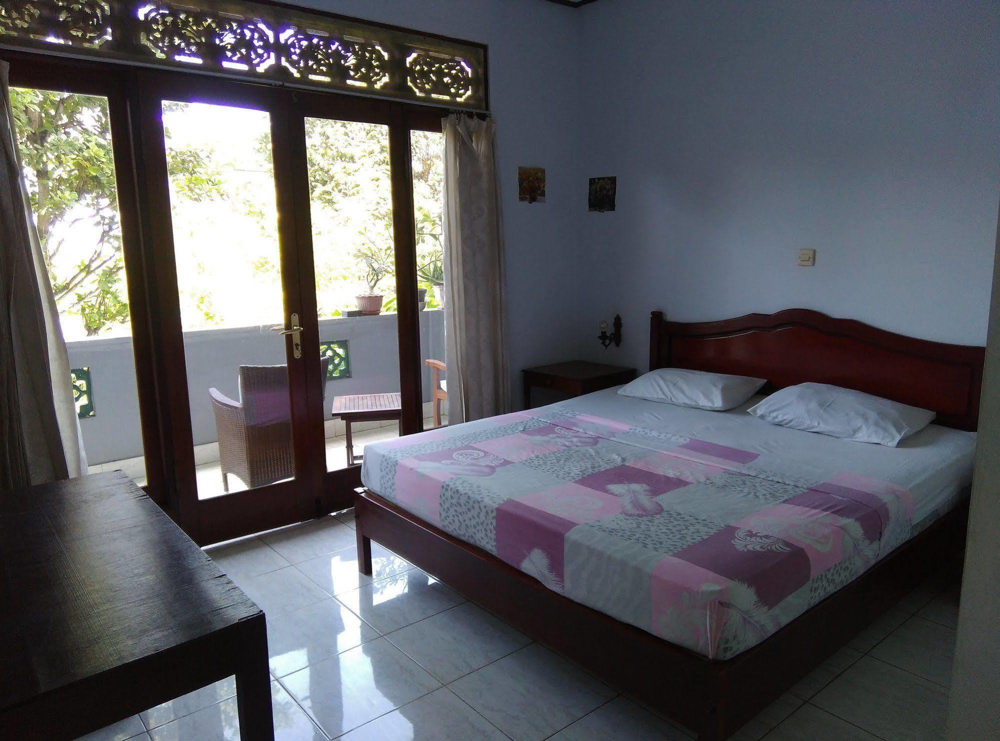 Celagi Inn Padangbai  Exterior photo