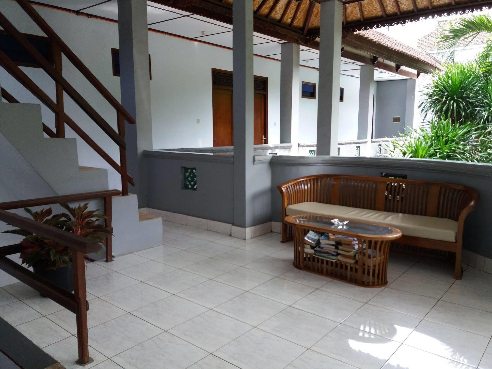 Celagi Inn Padangbai  Exterior photo
